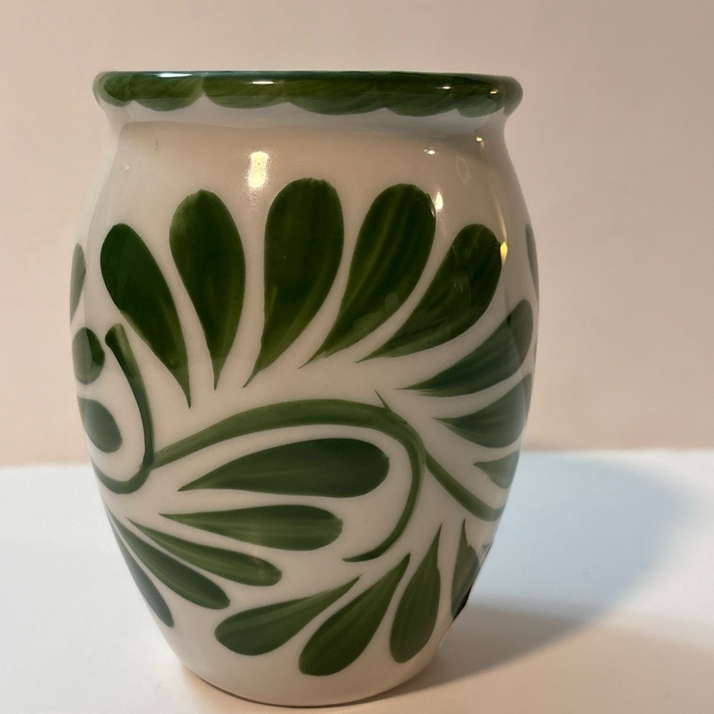 Pottery Barn Anfora Puebla Stoneware Cantarito Jar, Green New.